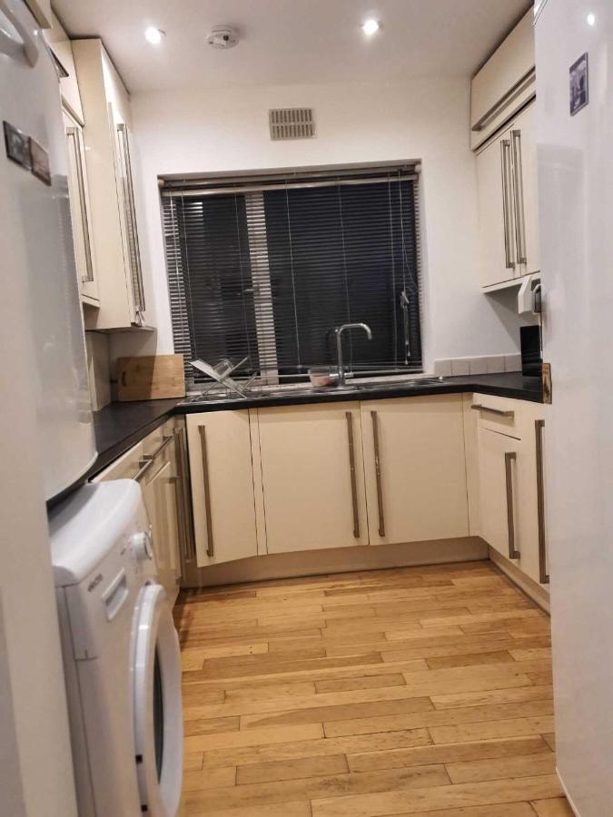 Art Double Bed Room Edgware Esterno foto