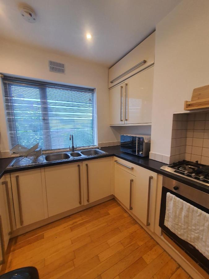 Art Double Bed Room Edgware Esterno foto