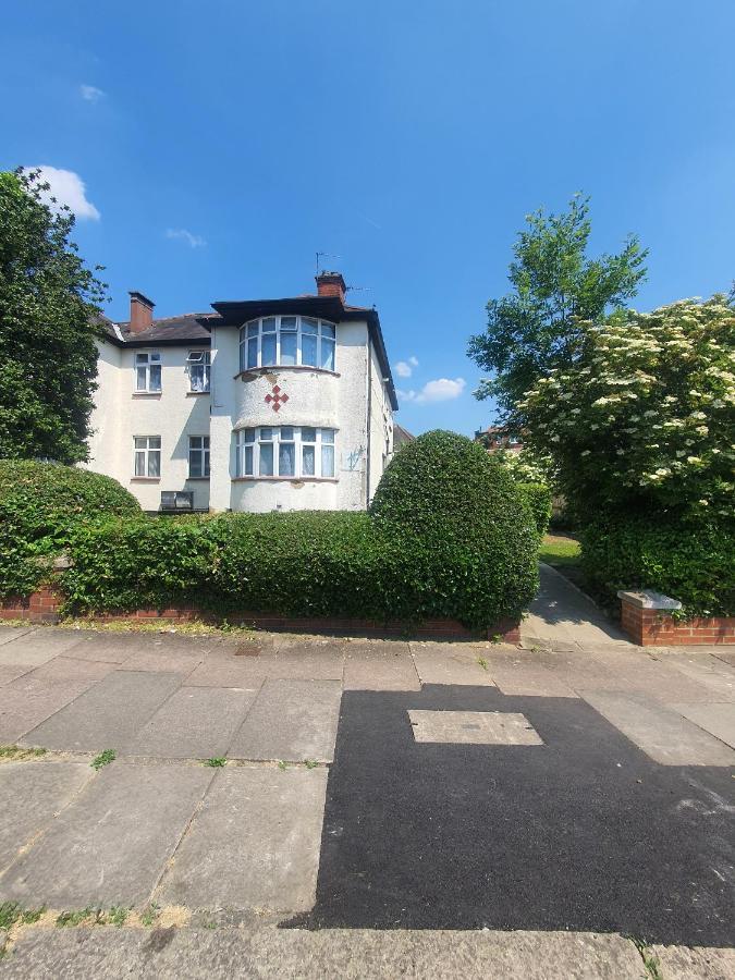 Art Double Bed Room Edgware Esterno foto