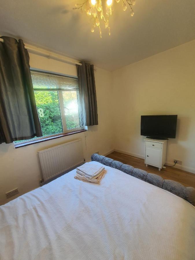 Art Double Bed Room Edgware Esterno foto